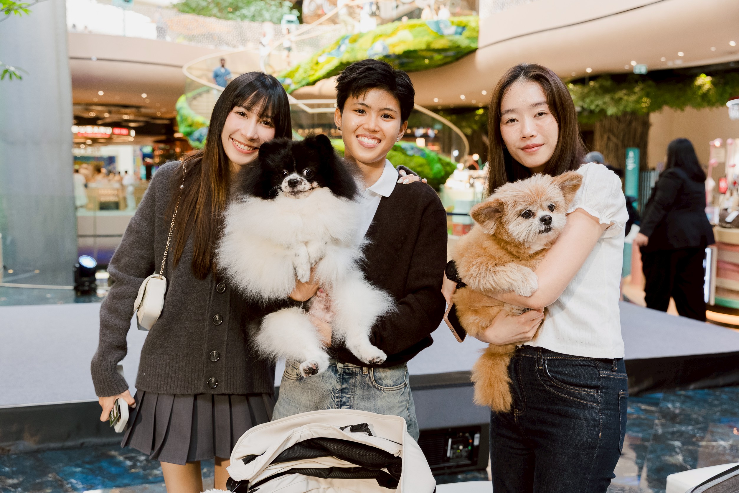 สยามพารากอน ผนึกกำลัง Chow Tai Fook นำกระแส LUXURY PETจัดงาน “NEXTOPIA PET IMMERSION”ชวนลูกค้าคนสำคัญพร้อมสัตว์เลี้ยงตัวโปรดสัมผัสประสบการณ์สุดพิเศษ